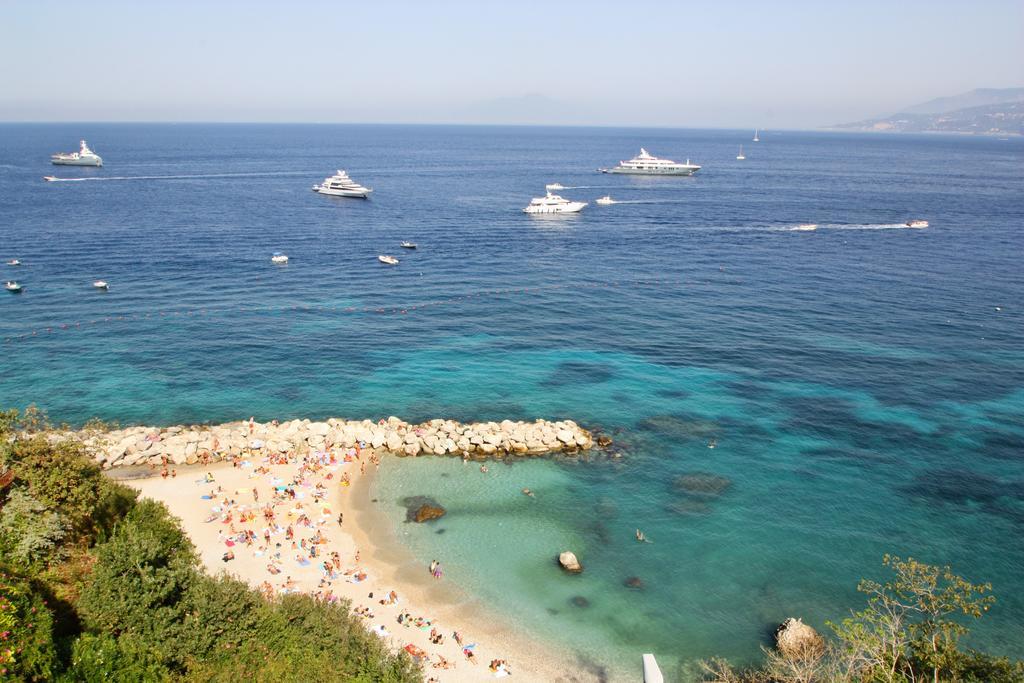 Capri Inn Екстер'єр фото