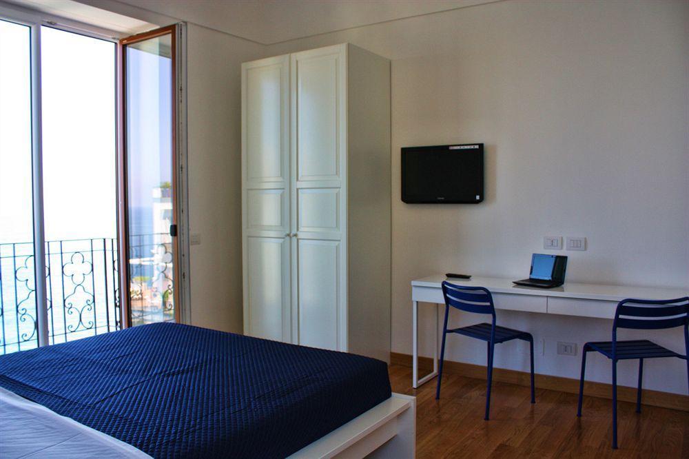 Capri Inn Екстер'єр фото