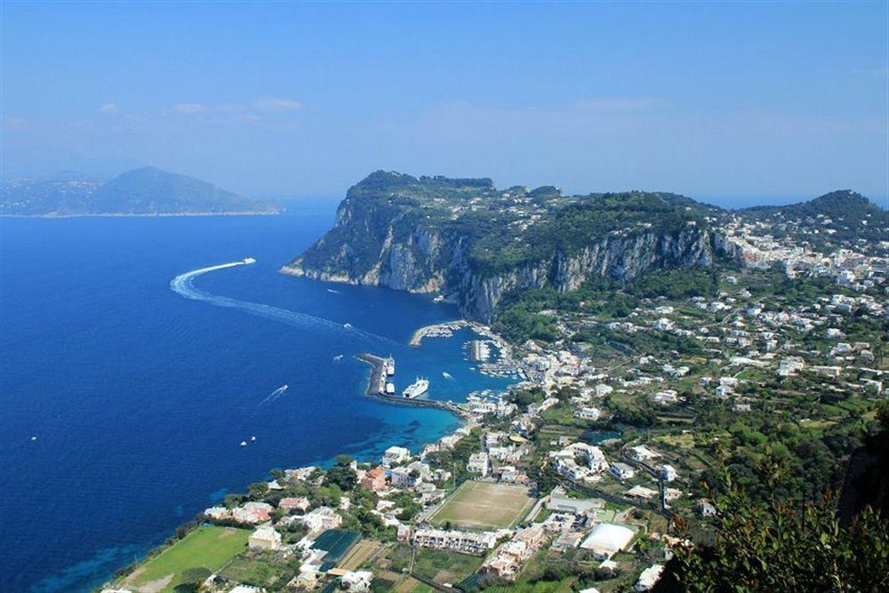 Capri Inn Екстер'єр фото