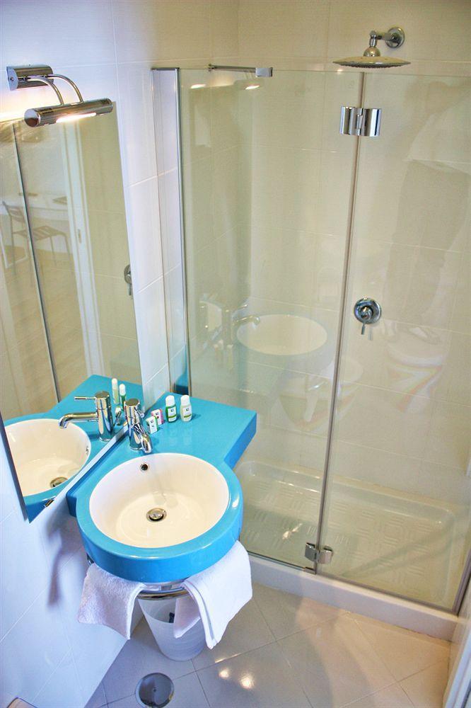 Capri Inn Екстер'єр фото