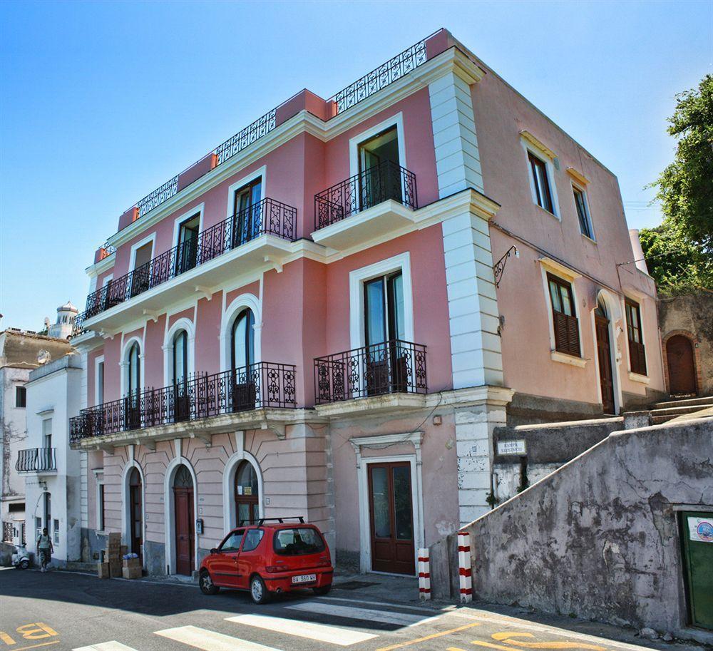 Capri Inn Екстер'єр фото