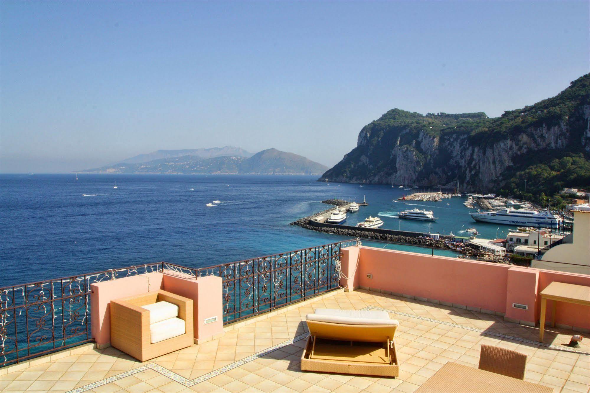 Capri Inn Екстер'єр фото
