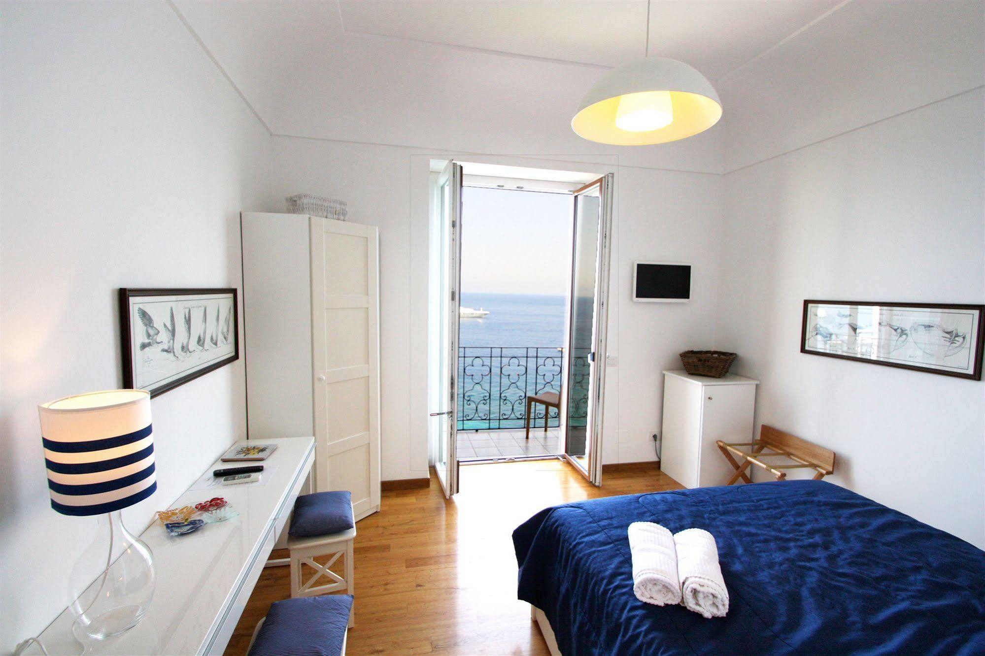 Capri Inn Екстер'єр фото